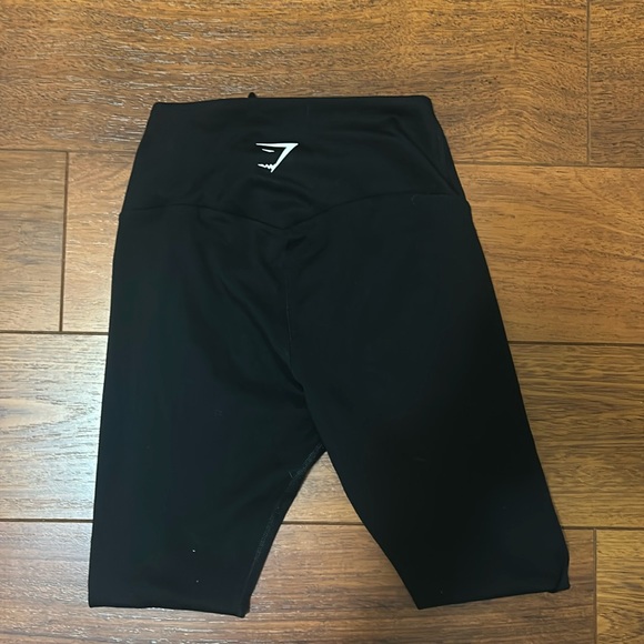 SOLD Gymshark Black Leggings - Picture 3 of 4